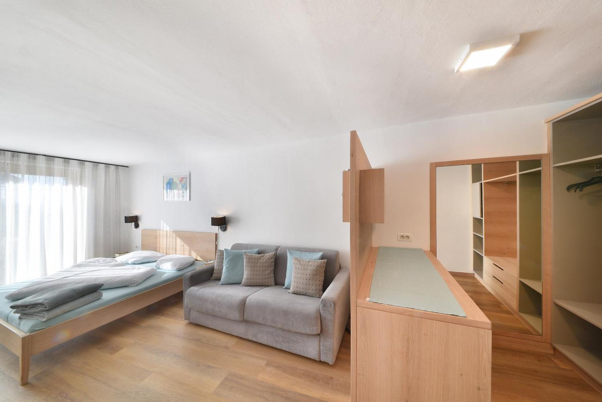 Haus Rosengarten Tirolo Luaran gambar
