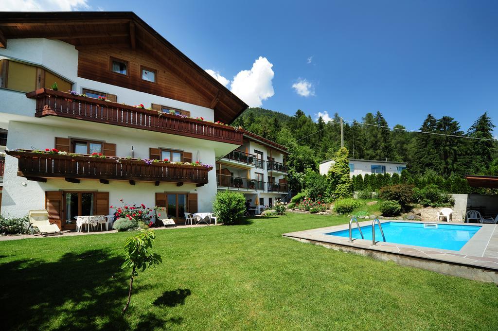 Haus Rosengarten Tirolo Luaran gambar