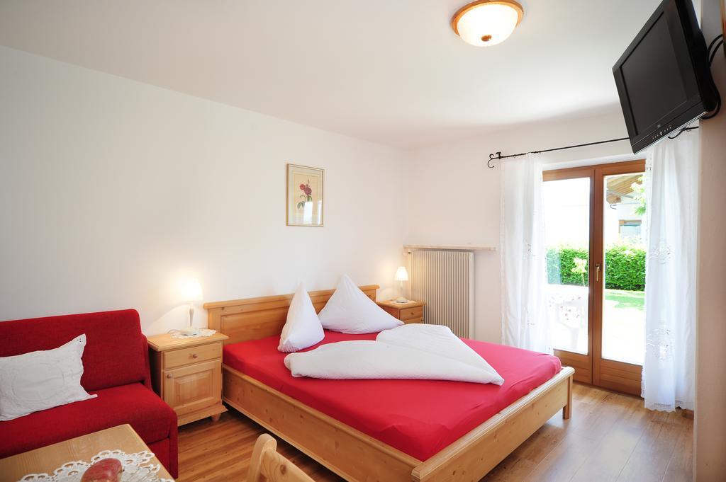 Haus Rosengarten Tirolo Luaran gambar