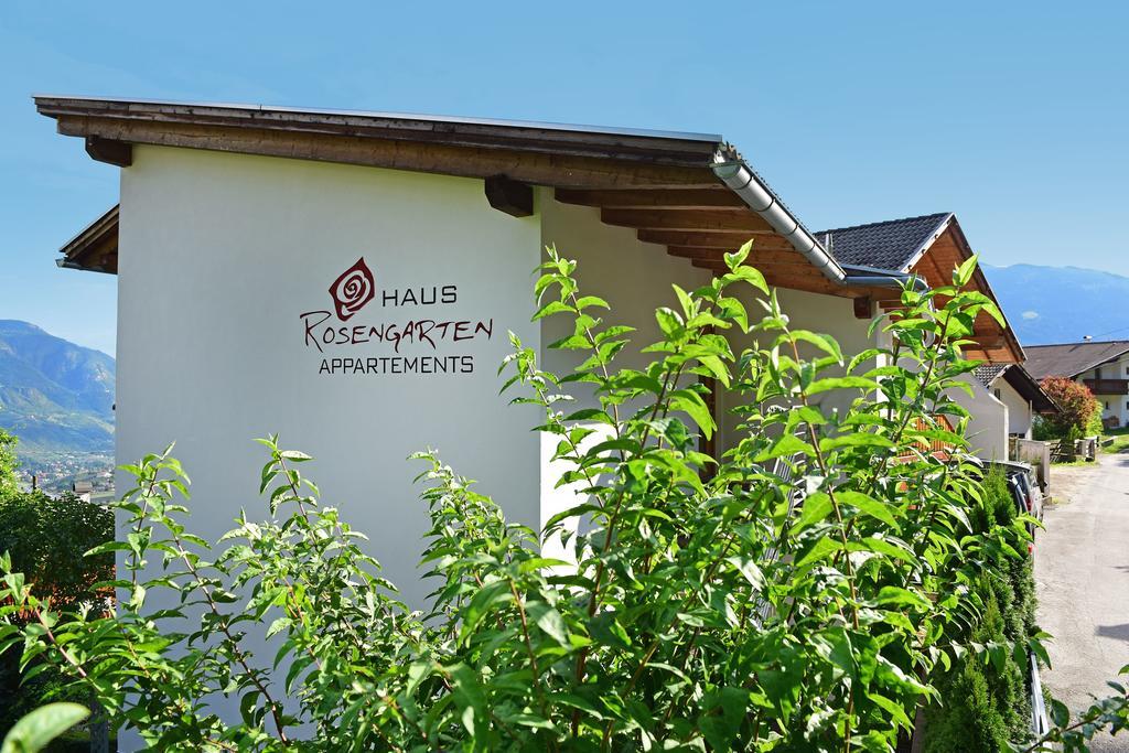 Haus Rosengarten Tirolo Luaran gambar