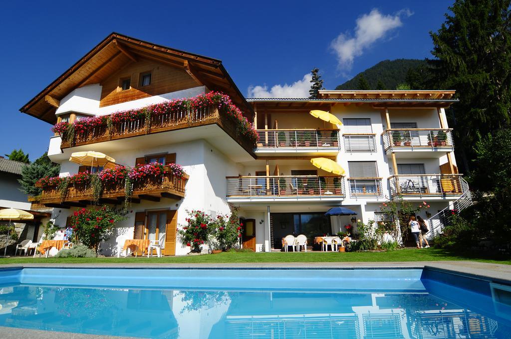 Haus Rosengarten Tirolo Luaran gambar